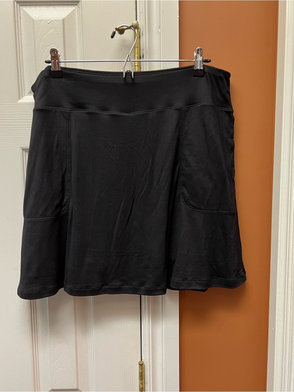 Cuddl Duds Black Circle Skater Skirt with Pockets